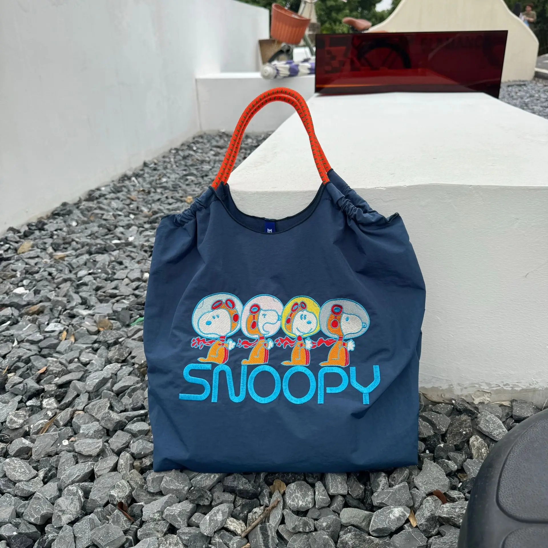 Snoopy bolsa de ombro simples feminina, bolsa escolar de grande capacidade para compras, casual, bolsa transversal, primavera verão