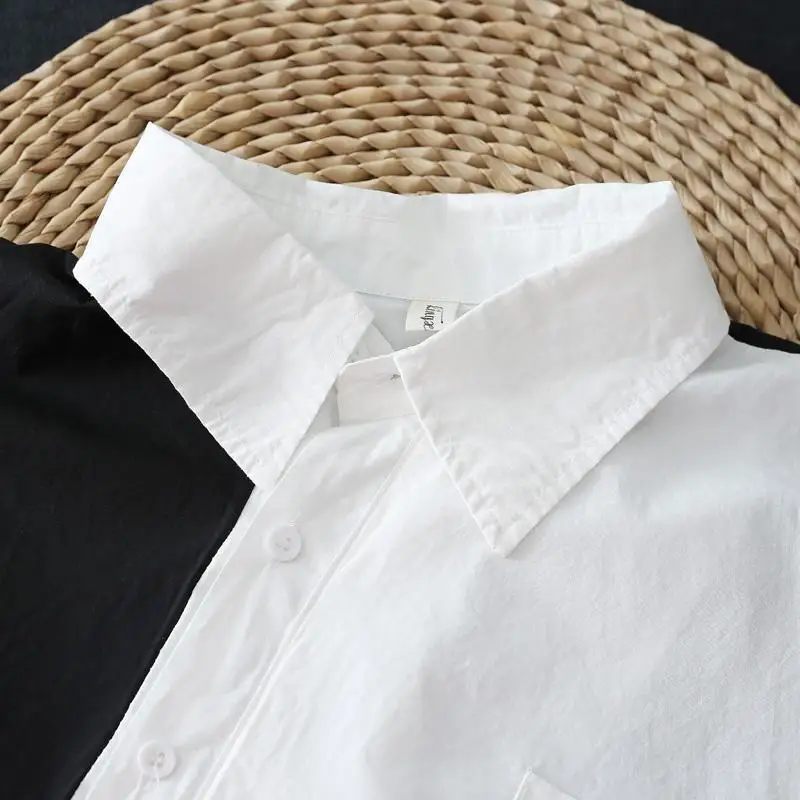 New 2024 Korean women's black and white color blocked short sleeved  shirt with irregular splicing loose casual top trend