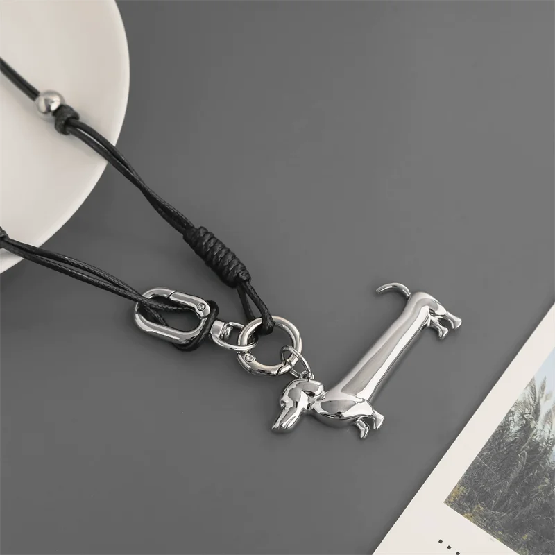 

Fashionable Korean Wax Thread Sausage Dog Necklace for Men and Women Hip-hop Punk Y2K Niche Vintage Long Pendant Jewelry