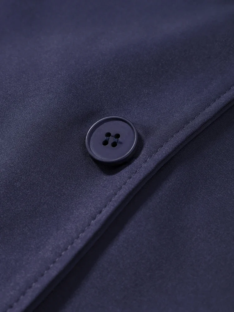 Damenmäntel mit Einfarbigem Revers und Gürtel, Kurze Trenchcoat-Jacke für den Frühling, Weiblicher Epaulet-Mantel mit Langen Ärmeln und Knöpfen, Schlanker Schnitt, Neue Damen-Oberbekleidung – Detail 7