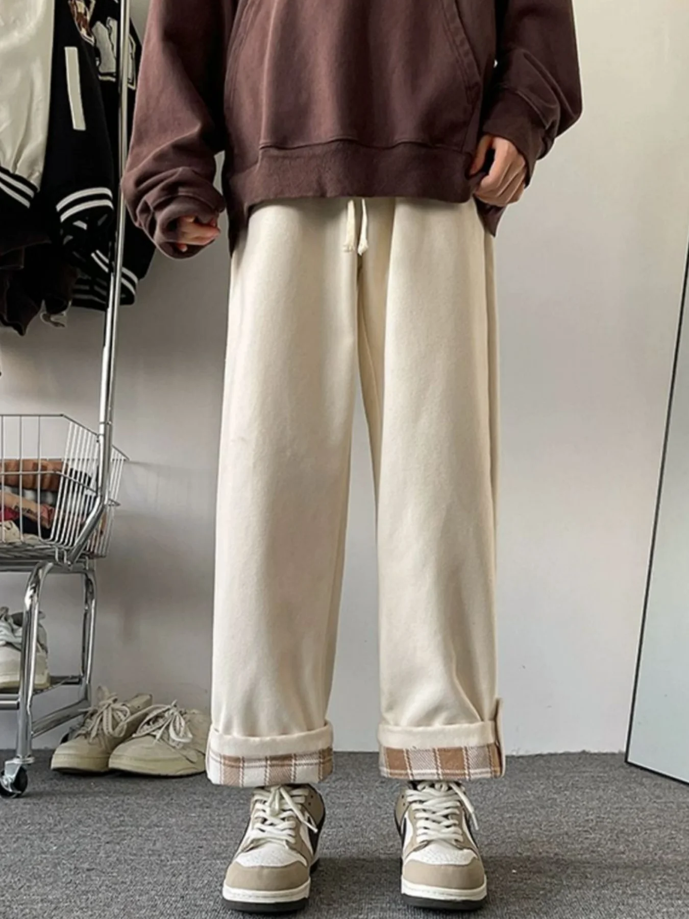 Spring and Autumn New Korean Style Casual Relaxed Trendy Wide-Leg Pants for Women, Plaid Cuffed Straight-Leg Casual Sports Pants for Women