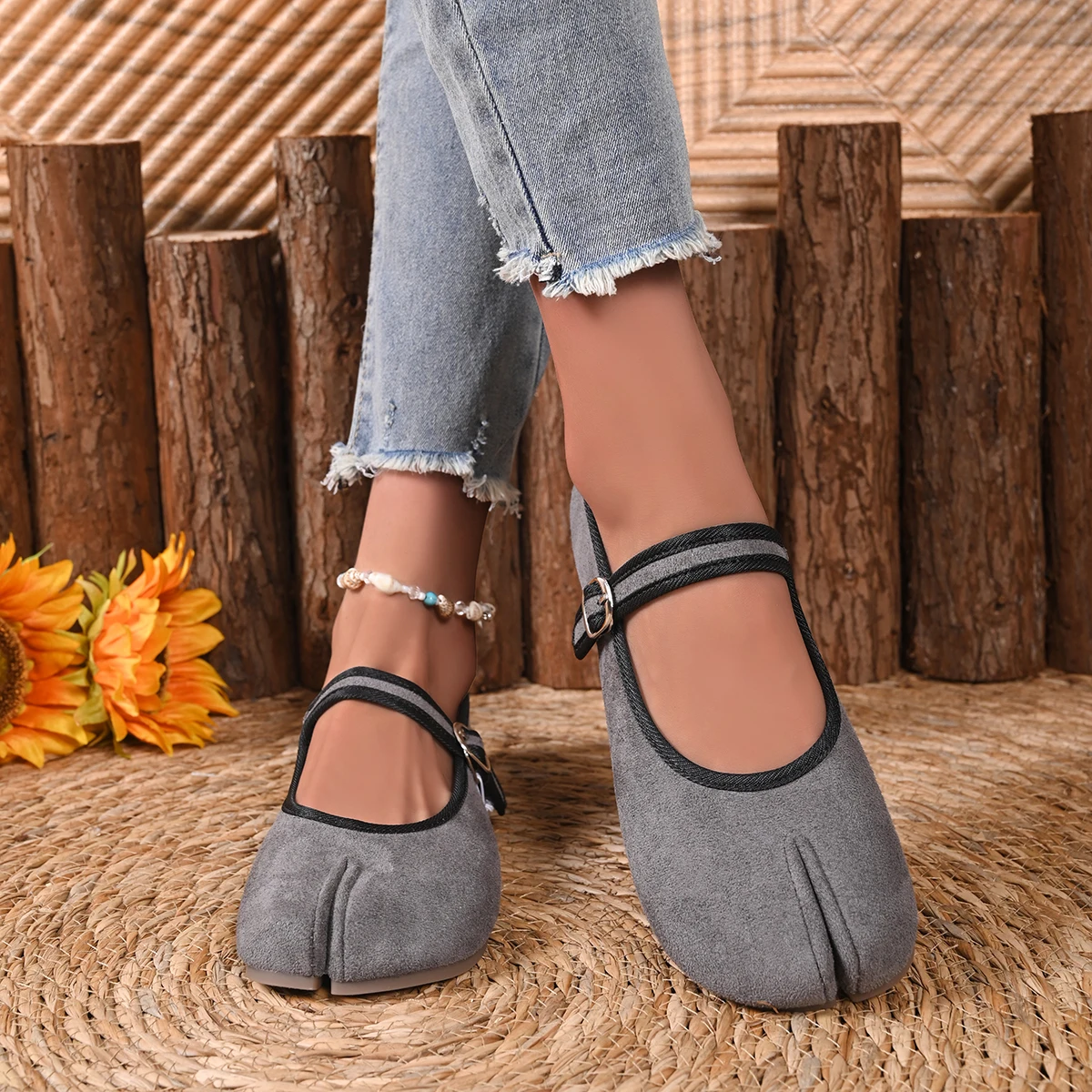 

Flock Tabis Ninja Shoes Женские серебряные туфли на плоской подошве Ninja Mary Janes Лоферы с пряжкой и ремешком Женские рысаки Женские балетки