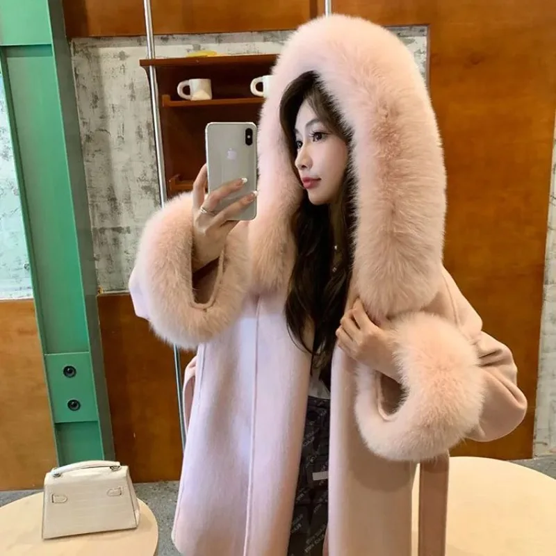 Abrigo de lana con capucha para mujer, capa corta de lana con mangas de lana, temperamento, mezclas para ir al trabajo, Color sólido, cuello de piel grande, novedad de invierno