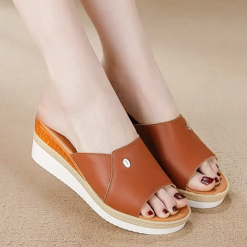 

Plateforme Fall Beach Woman Sandals Sports Tennis Shoes Indoor Slippers For Women Sneakers Hit Technologies Tenisky Cheap