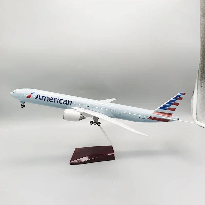 modelo american air airlines com trem de pouso de luz e roda 47cm escala 157 777 b777 avioes plastico fundido aviao de resina 01