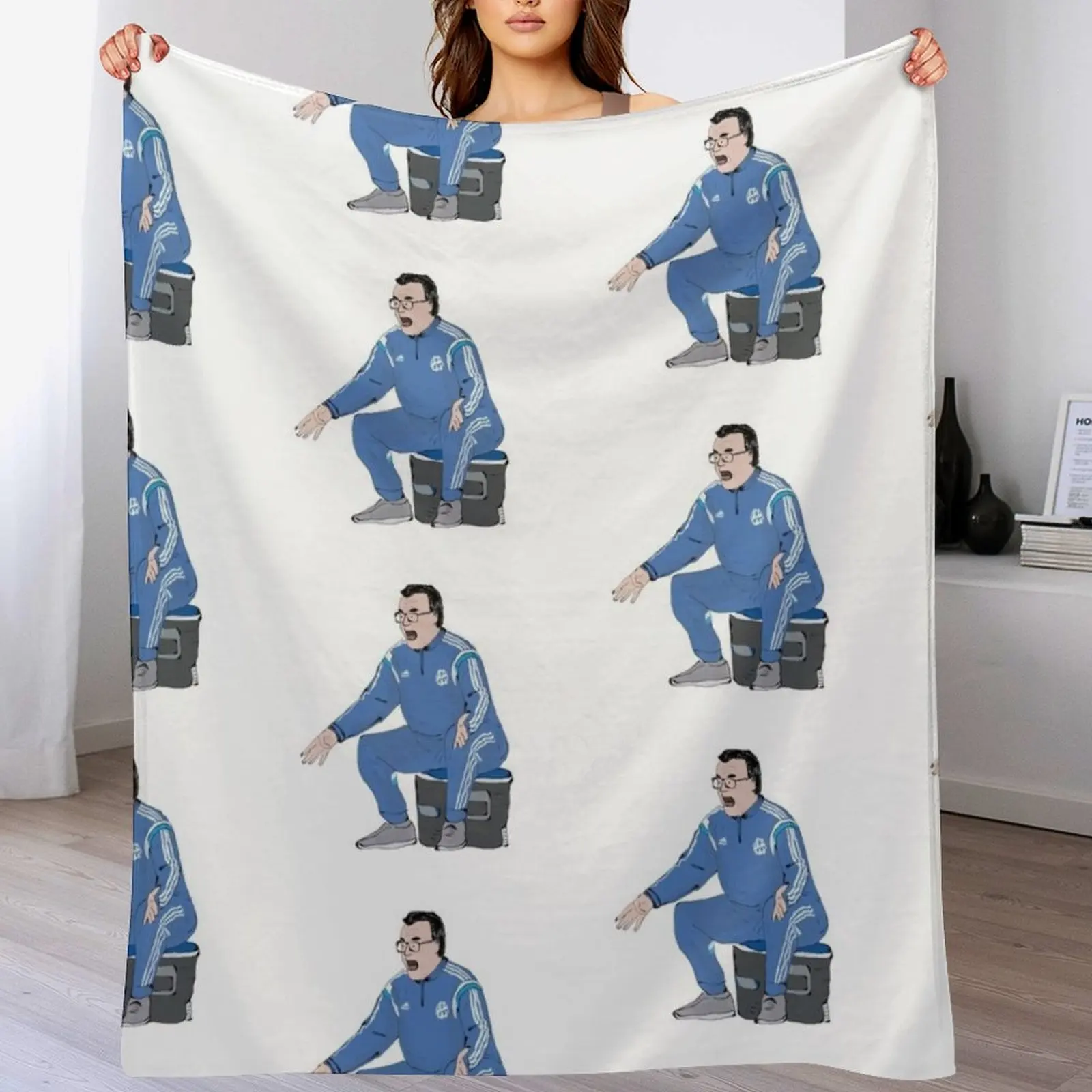 Marcelo Bielsa OM Throw Blanket Heavy heavy to sleep Blankets