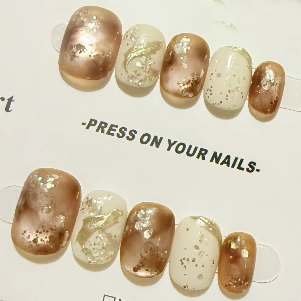 

10pcs Caramel Brown Handmade Press on Nails Autumn/Winter Gradient Cat Eye False Nail for Women&Girl Short Oval Fake Nail