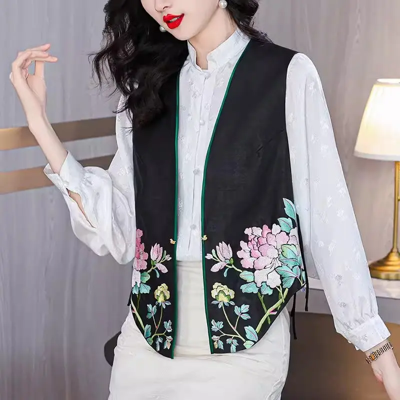 

2024 Spring And Autumn Leisure Chinese Style Embroidery Vest Jacket Women Printed Sleeveless Silk V-Neck Top k810