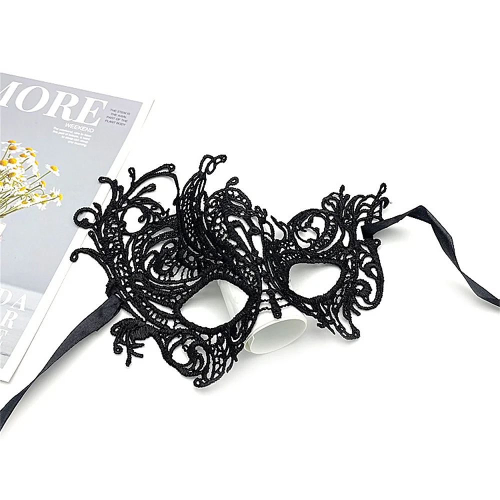 Black Hollow Lace Masquerade Face Mask Sexy Cosplay Prom Party Props Costume Carnival Masquerade Mask Nightclub Queen Eye Mask