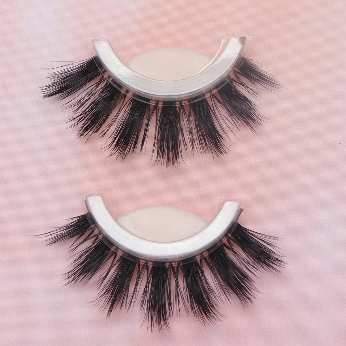 

1Pcs Natural False Eyelashes 3D Thick Long Fiber Lashes Self-Adhesive Comfortable Fit for Photo Shoot Night Out Daily Use Fake