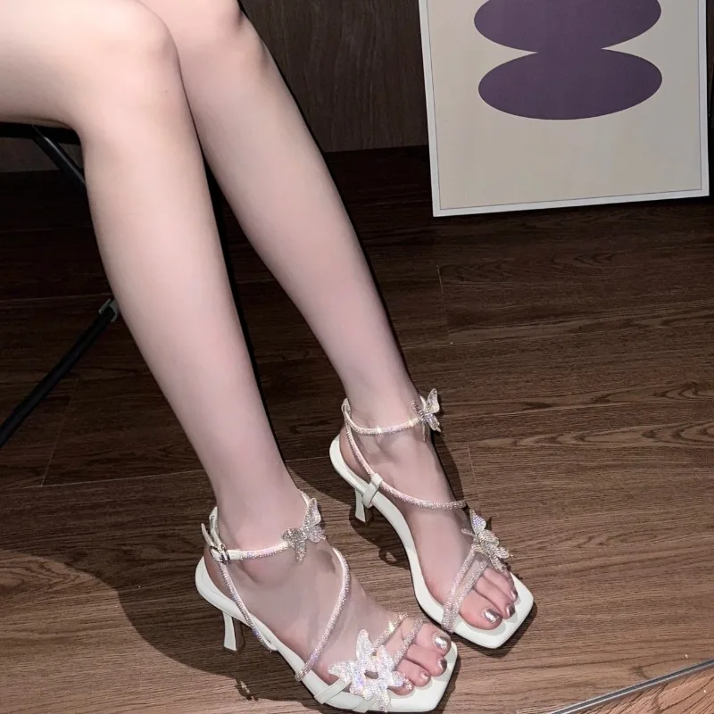 

2025 новый дизайн, модные женские тапочки на высоком каблуке с пряжкой, удобные женские туфли на шпильке с бантом и открытым носком для вечеринок
