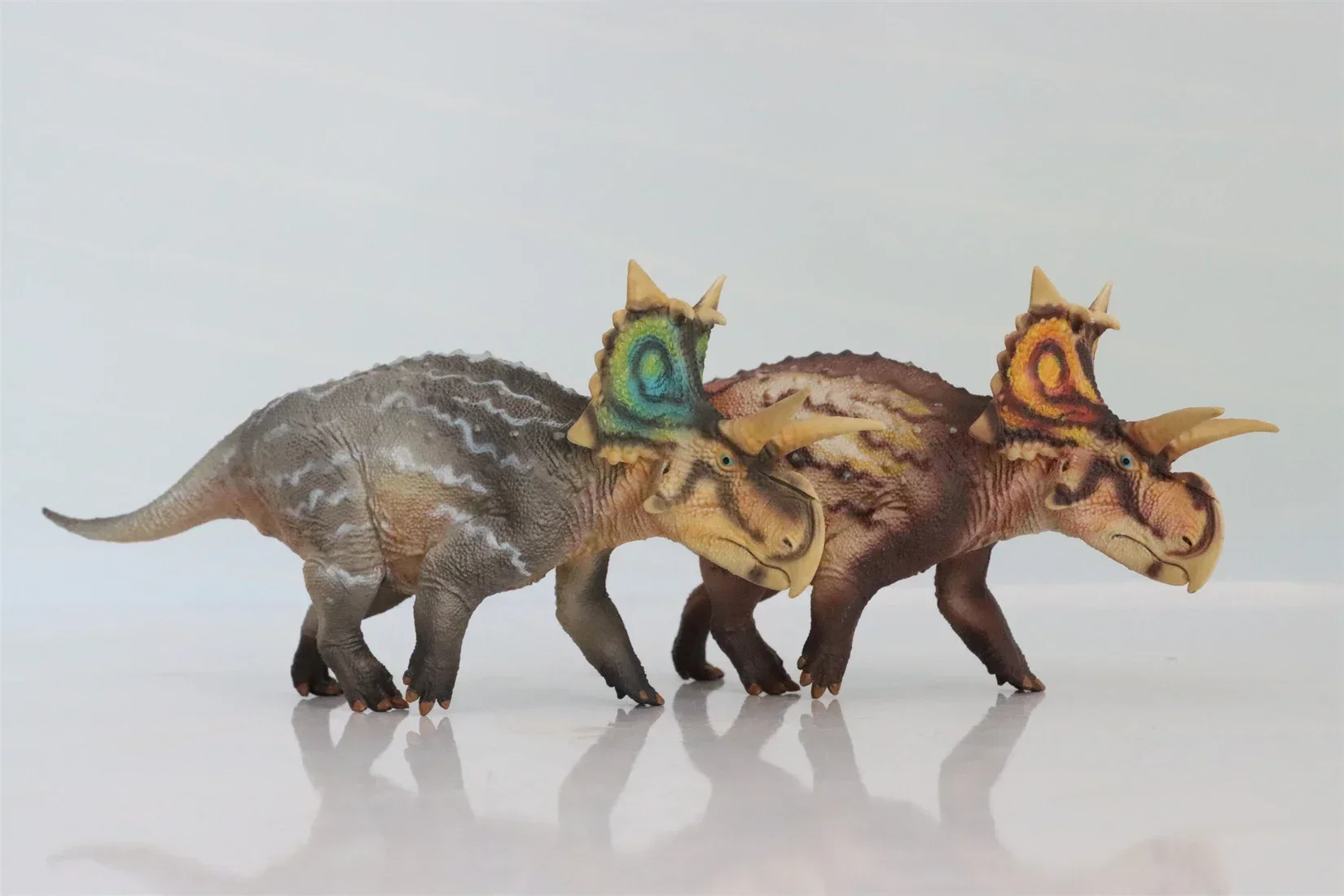 HAOLONGGOOD 1:35 Xenoceratops Model Animal Figure Collection