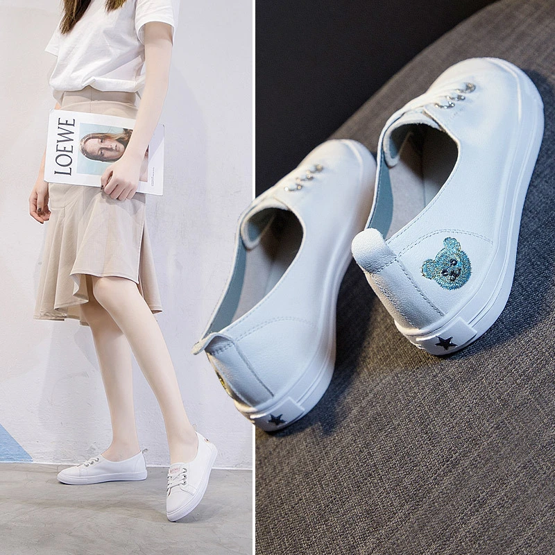 

Genuine Leather Shallow Cut White Sneakers For Women 2026 New Rhinestone Eyelet Slip On No Tie Lace Round Toe Low Platform Casua