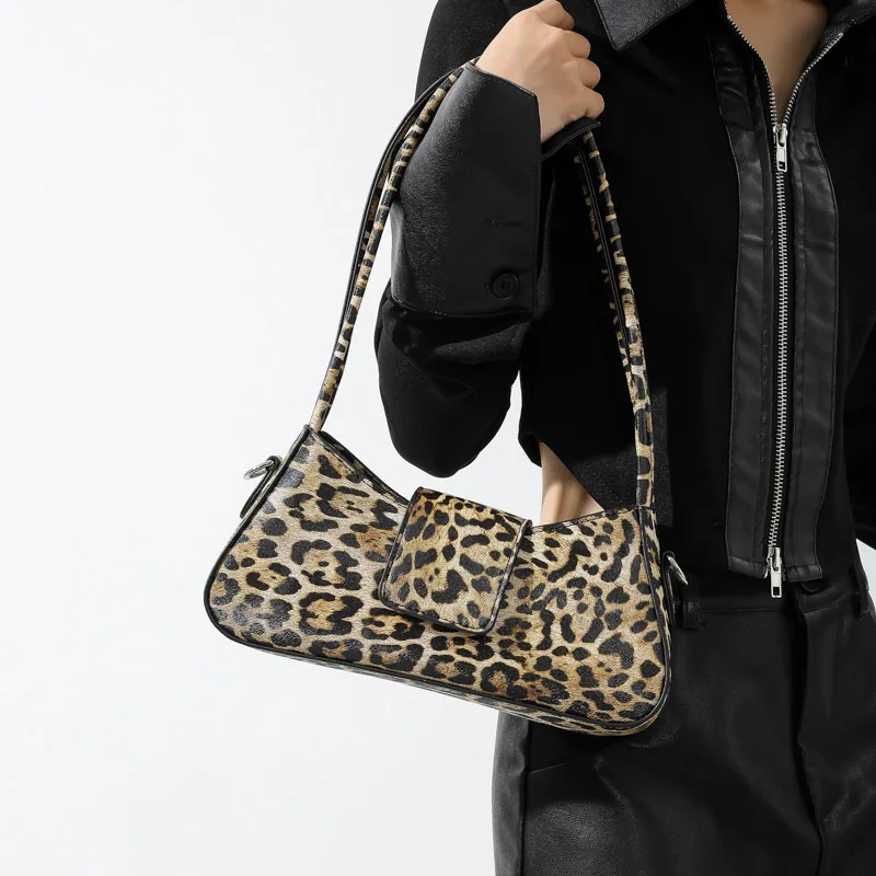 Borsa sotto le ascelle con stampa leopardata di alta qualità Borsa da donna di nuova moda Borsa a tracolla versatile Borsa a tracolla Piccola borsa quadrata