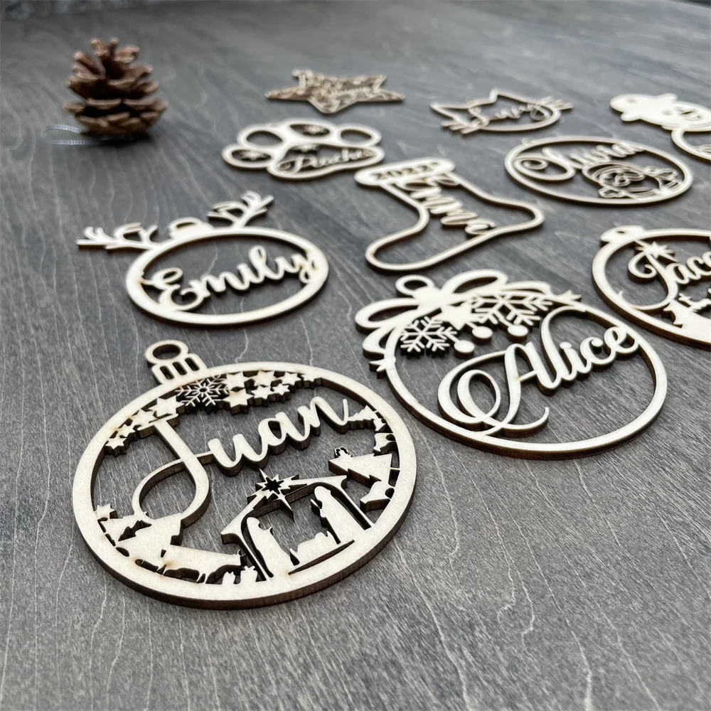 

Personalized Different Names Wooden Christmas Ornament Custom Christmas Snowflakes Bauble Ball With Name And Year Xmas Gift