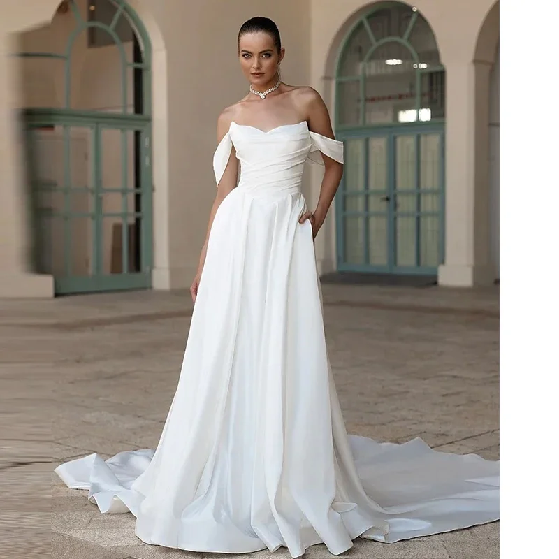 

Glamorous Chic Wedding Dresses Soft Satin A-Line Floor Length Ballgown Boat Neck Sleeveless Bridaldress Lace Up Vestido De Novia