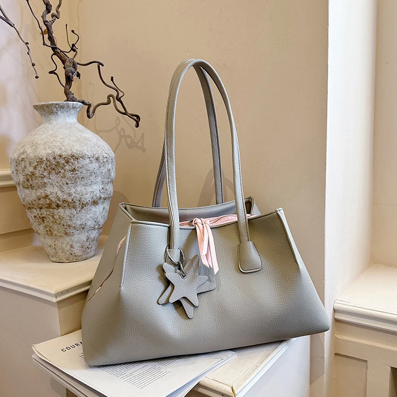 Damen-Tragetasche, mehrschichtige Schultertasche mit großem Fassungsvermögen und Reißverschluss, Damen-Vintage-Handtasche mit mattiertem Finish, ideal für Büro, Pendel und den täglichen Gebrauch, mit Tragegriff. – Detail 14