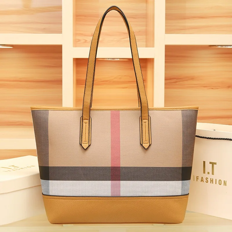 Luxury Designer Style Women Shoulder Bag Soft Leather Crossbody Purse Ladies Chic Evening Handbag Clutch