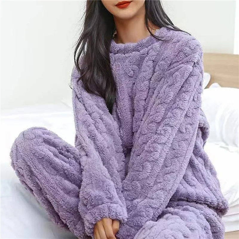 Women\'s pajamas set Winter coral velvet homewear Velvet thickened two-piece home suit Fluffy O-neck leisure pajamas