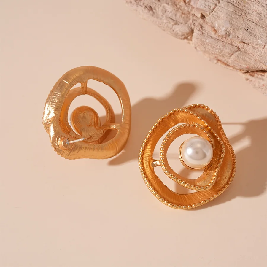 الرجعية المعادن الشعور تقليد اللؤلؤ دوامة زهرة بتلات مزاجه المتخصصة الراقية الأقراط إبرة الفضة