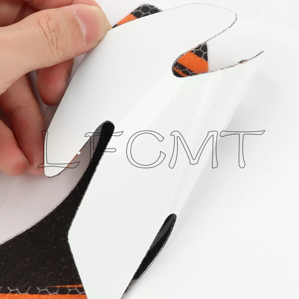 Stiker Tangki Bahan Bakar Sepeda Motor Stiker Pelindung Bantalan Tangki Bensin Minyak Anti Selip Stiker Dekorasi Tulang Ikan Universal Cocok untuk