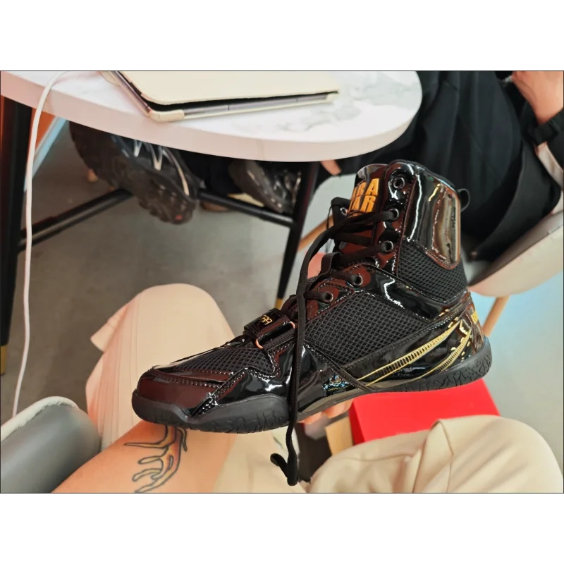 

Профессиональные мужские борцовские туфли, роскошные брендовые боевые туфли, нескользящие и износостойкие боксерские туфли, мужская спортивная обувь высшего качества