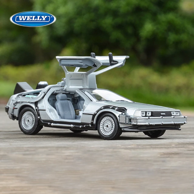 Welly 1:24 DMC-12 Delorean Back To The Future Time Machine Diecast Alloy Model Car Metal Car For Kid Boy Toy Gift Collection