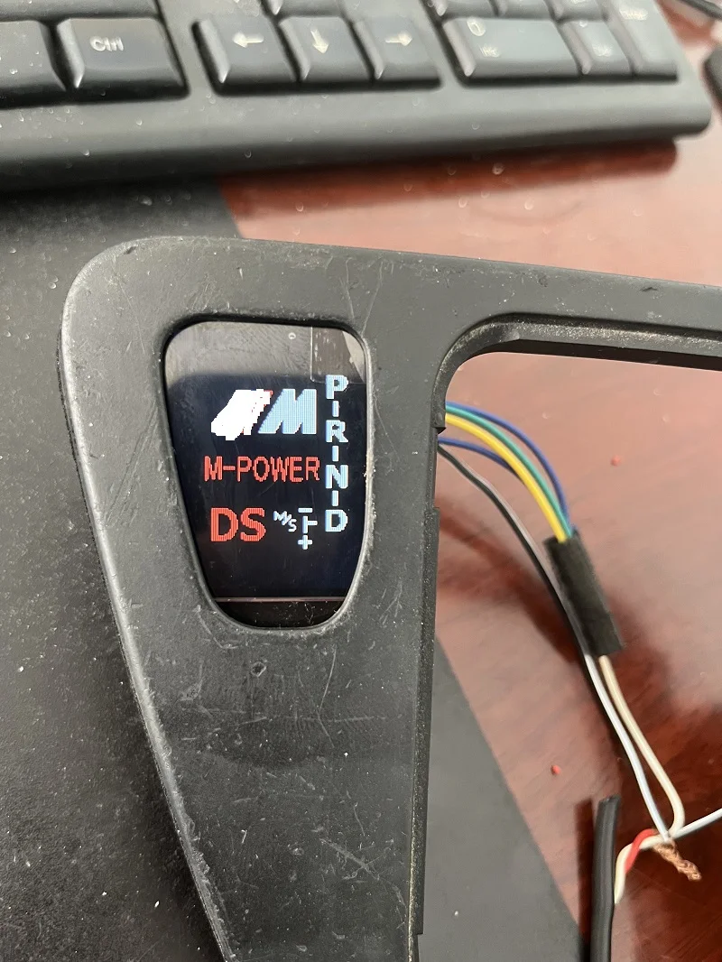 Nadaje się do BMW e90 e91 e92e93 zmodyfikowany wyświetlacz LED shift Handball LCD