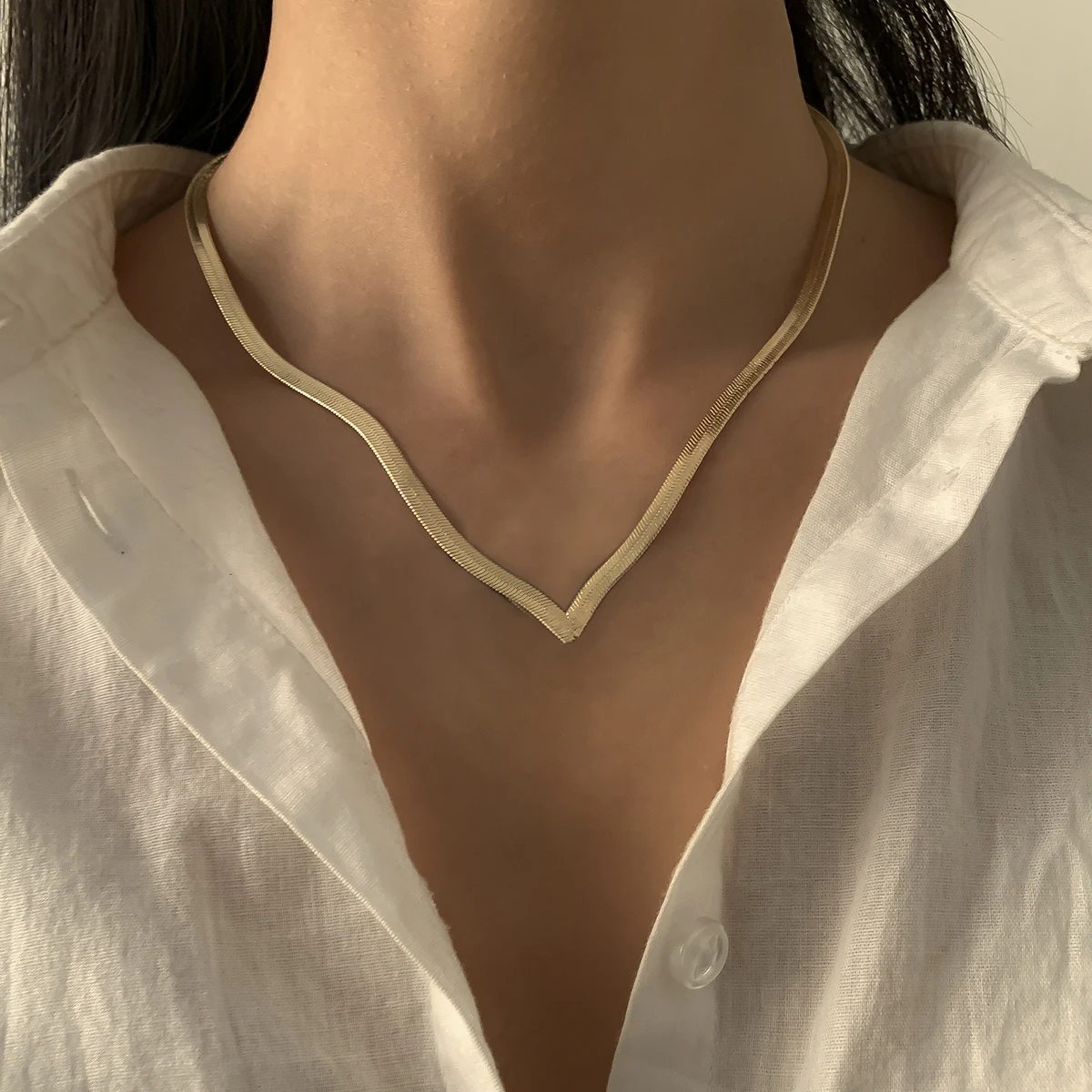 V Shape Snake Chains Necklaces on the Neck Ladies Fashion 2022 Short Choker Necklace for Women Trendy Jewelry Collar Girls Gifts