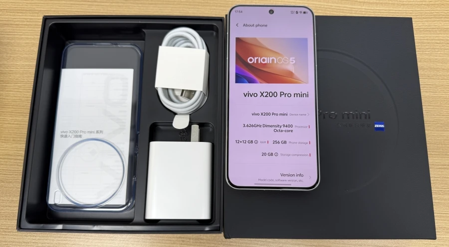 Original New Vivo X200 Pro Mini Mobile Phone 6.31' 120Hz 90W Charger 50.0MP Camera Dimensity9400 NFC 5700 MAh OTG