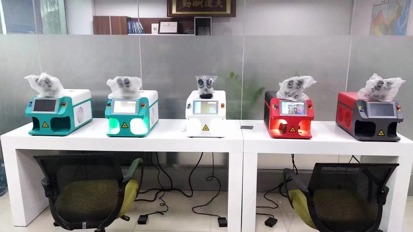 Mesin Las Titik Logam Perhiasan 100W 150W 200W