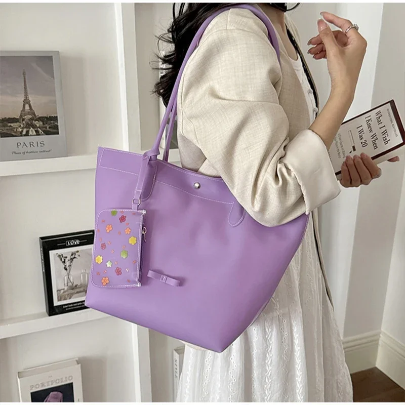 Transparente PVC-Tragetasche in Jelly-Farbe, Damen-Umhängetasche für den Arbeitsweg, wasserdichte Einkaufstasche mit großem Fassungsvermögen, transparente Handtasche mit Tragegriff oben – Detail 18