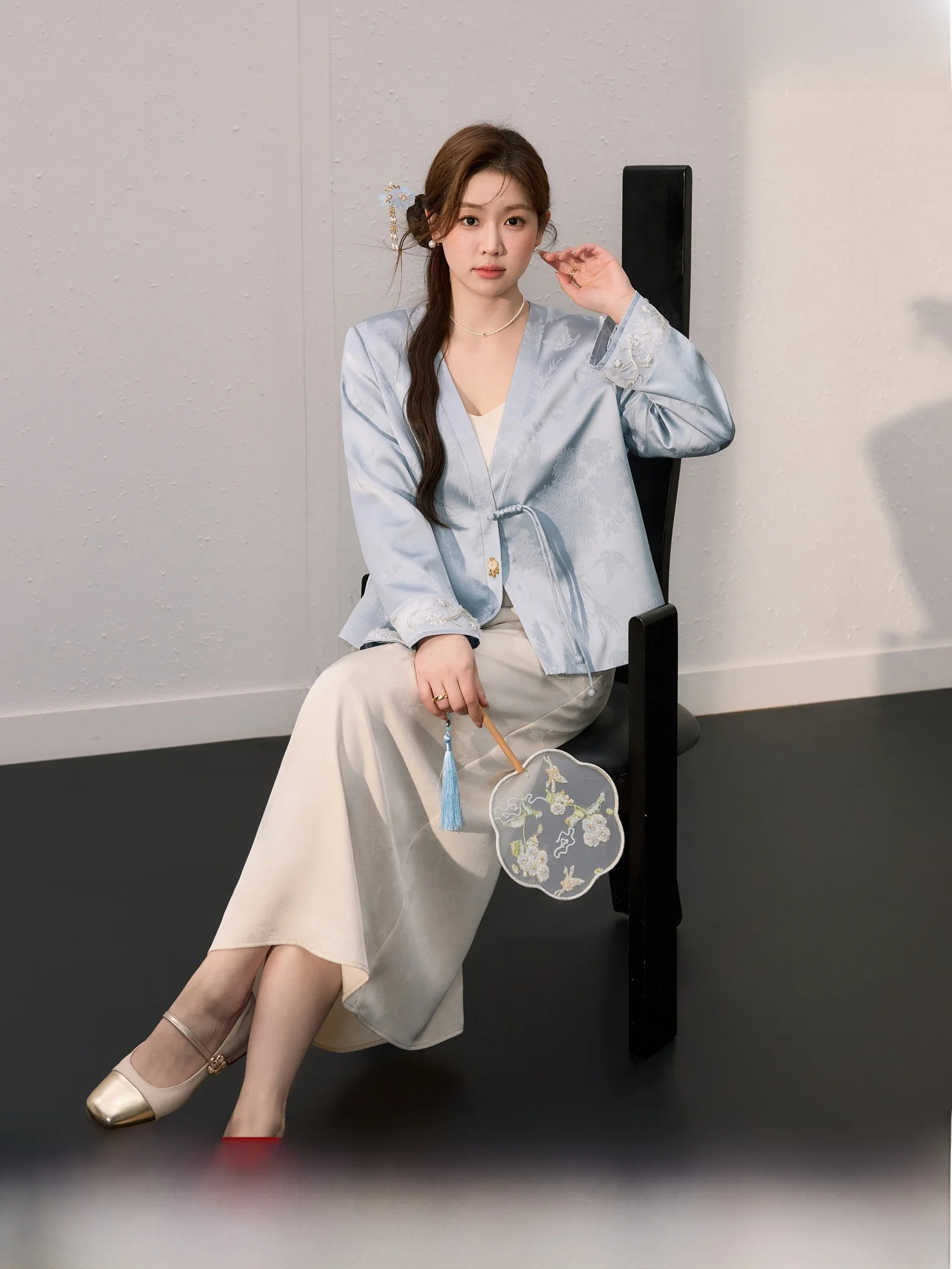 

Blue Language Large Size Women's New Chinese Sle Ele Embroidered Jaet Slimming Strap Dr Spring New Beautiful Set