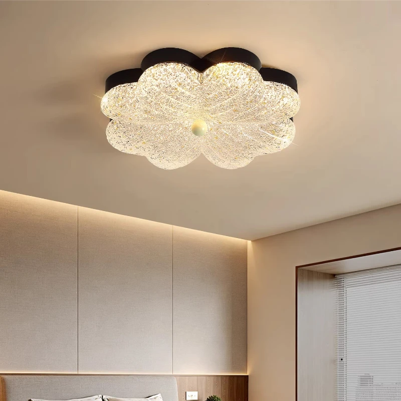 French Retro Bedroom Iron Base Ceiling Light LED Gold Foil-Petal Luxury Study Living Room Restaurant Eye Protection Hanging Lamp