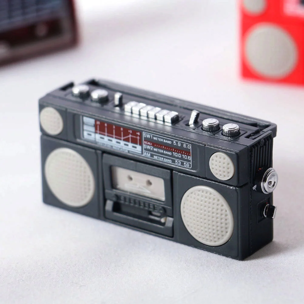 Miniatur Model Radio Klasik untuk Dekorasi Antik Aksesori Ornamen Desktop Dekorasi Halus Plastik Rumah