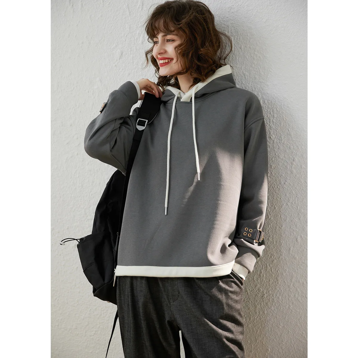 LOUIS YAO New Casual Thickened Fleece Women's Hoodies 2025 Winter Top Fashion Contrast Colors Cuffs Loose Long-Sleeve Sweatshirt