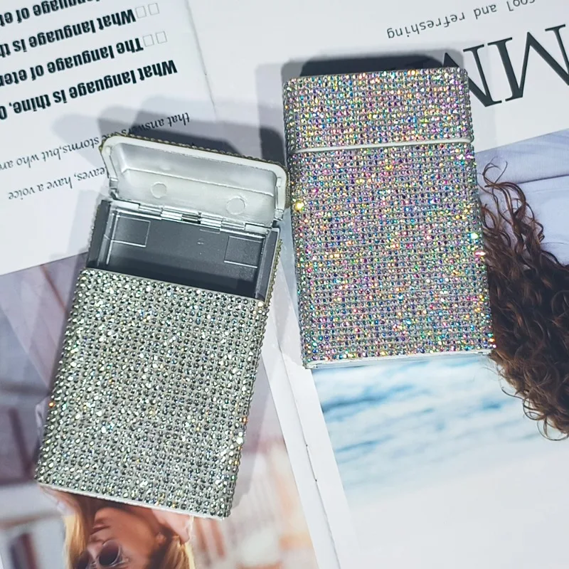 Mit Diamanten besetztes Damen-Zigarettenetui, personalisiertes Push-Pull-Zigarettenetui mit verstecktem Knopf und Blitzdiamanten