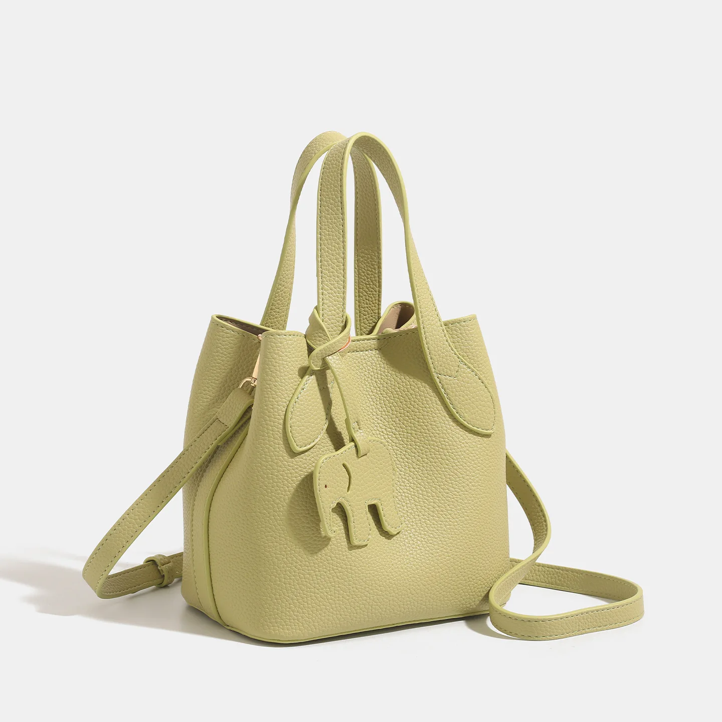 

Elegant Quilted Shoulder Bag for Women, 2025 New Sling Bag, Vintage PU Leather Crossbody Purse with Metal Chain for Casual Style