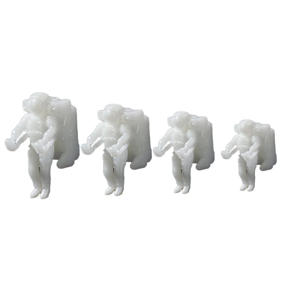 

4 Pcs Durable Astronaut Model Decoration 3D Epoxy Adornment Lifelike Crystal Micro Landscape nament Diy Pendant Craft Gift