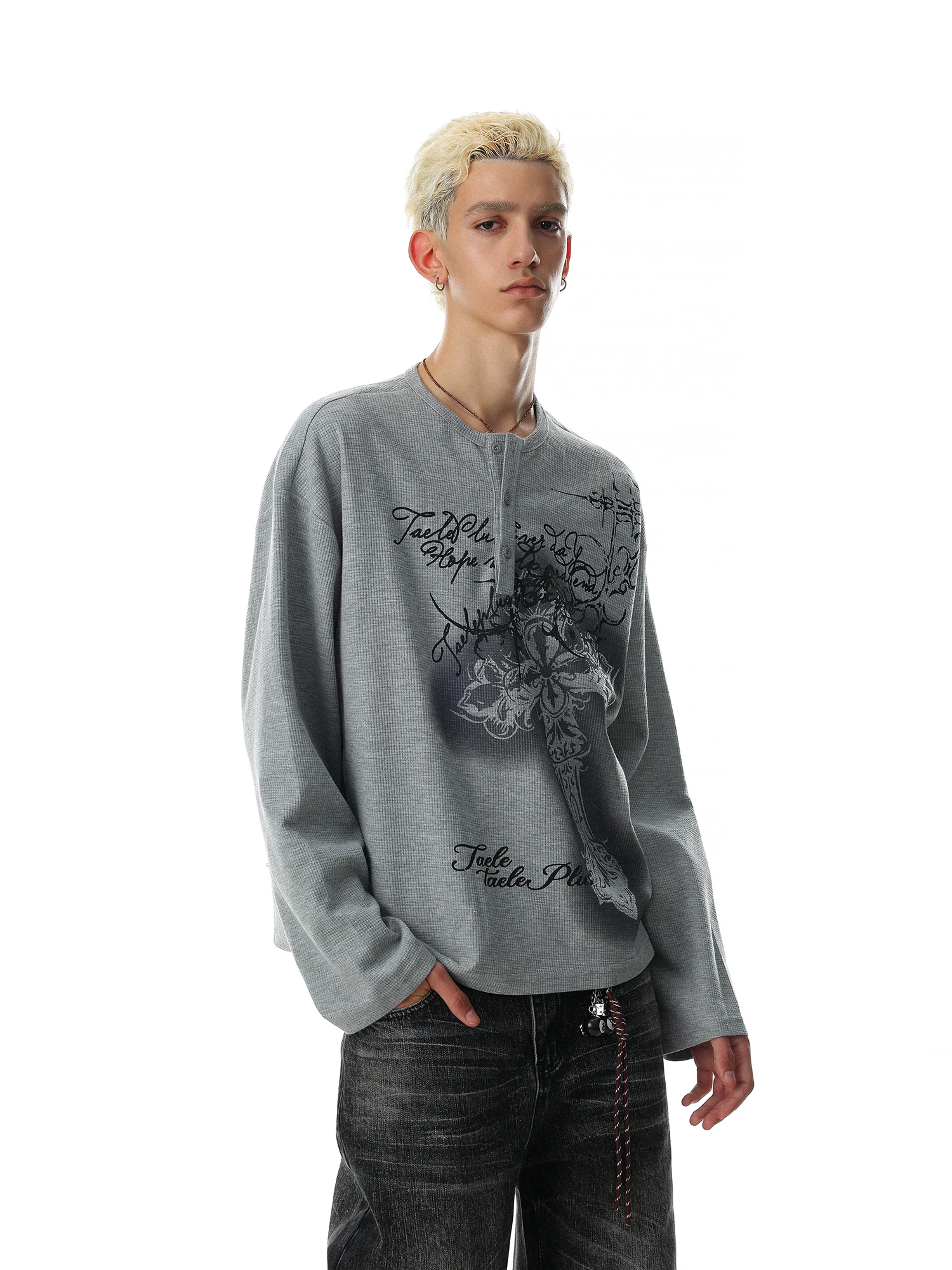American Retro Cross Print Long Sleeve T-Shirt Men's Loose Henry Collar Waffle Pattern Trendy Cotton Polyester Casual Top