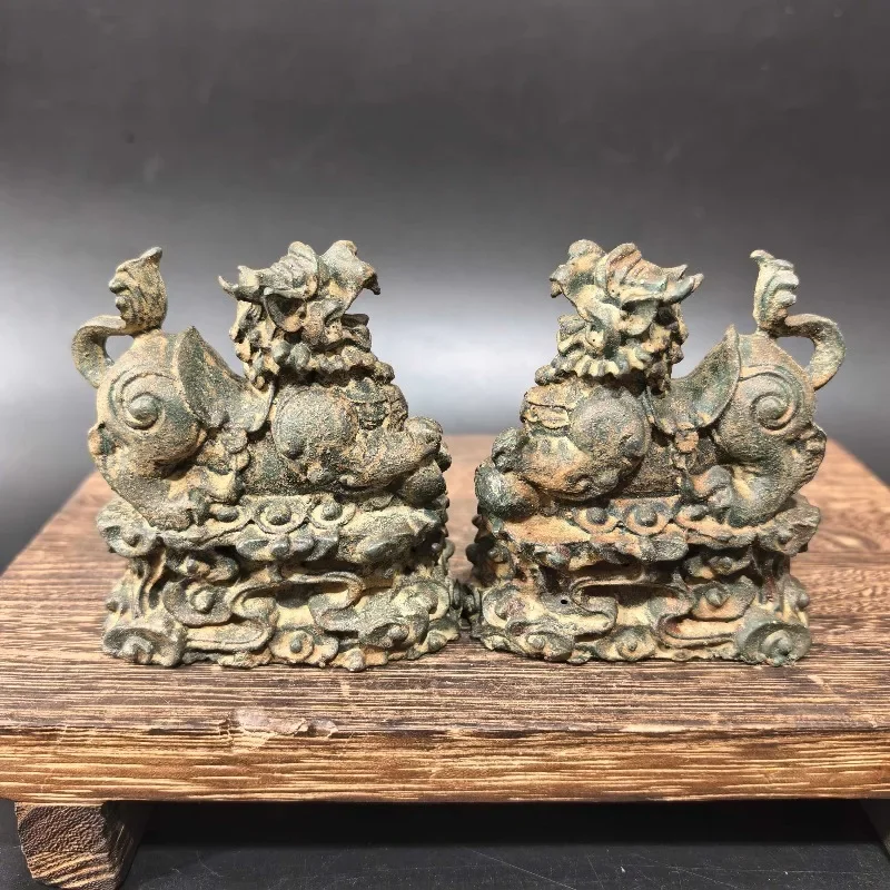 Pair Chinese Retro Kylin Statues Vintage Metal Qilin Figurines Set Desktop Ornament Home Feng Shui Decor Collectible Craft Gift