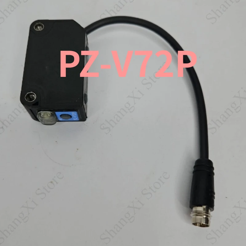 1PCS Brand New PZ-V72P PZV72P Photoelectric Sensor Fast Delivery