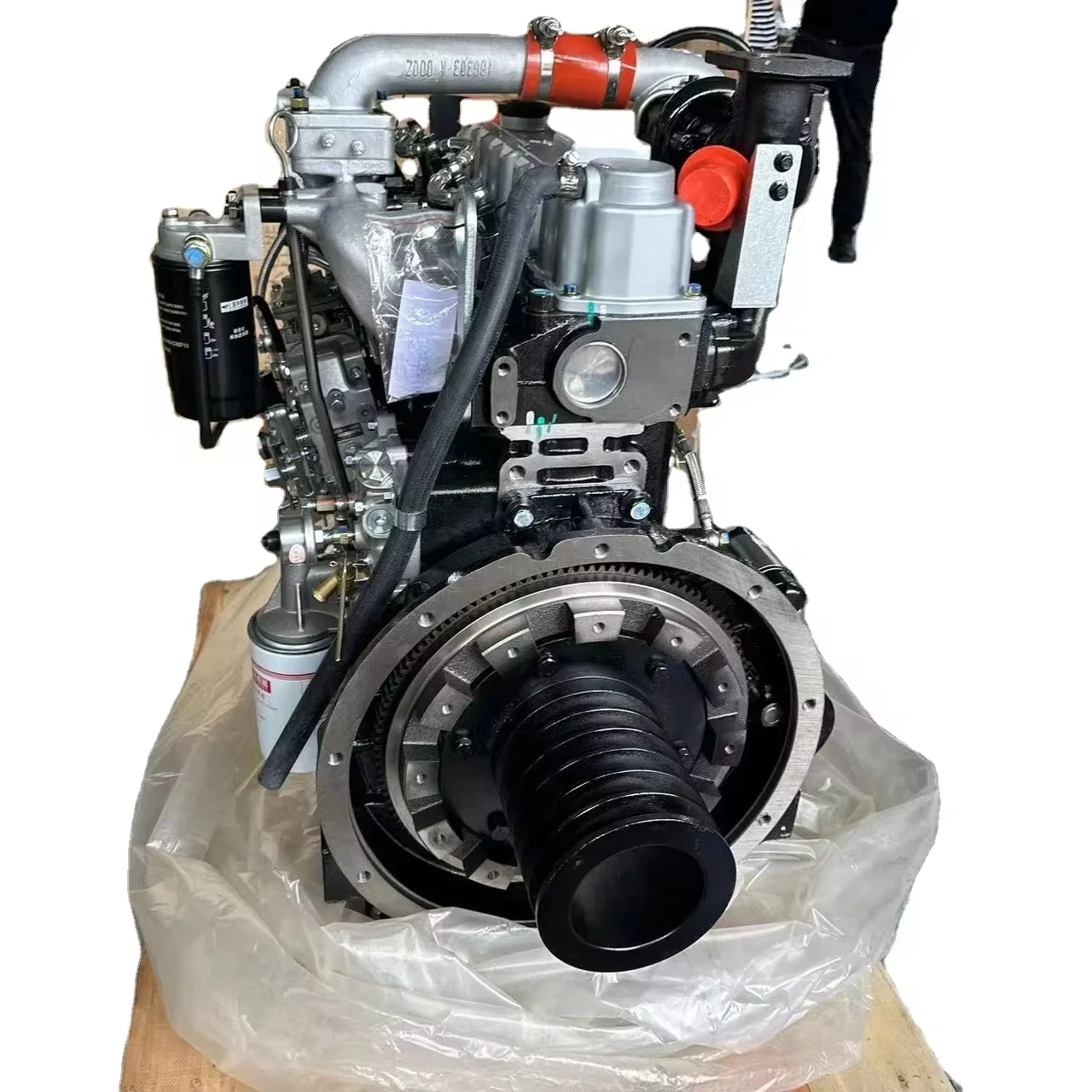 Yuchai YCD4M22T-105 77.3KW 2400RPM ngin لـ Whl Loadr Marin Powr