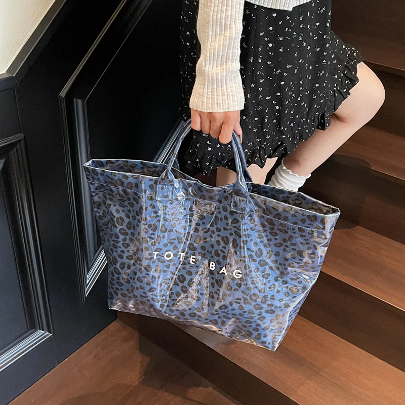 MOODS ليوبارد نمط كبير حمل الحقائب للنساء بولي كلوريد الفينيل سعة كبيرة المتسوق حقيبة كتف 2025 موضة جديدة فاخرة مصمم حقائب اليد
