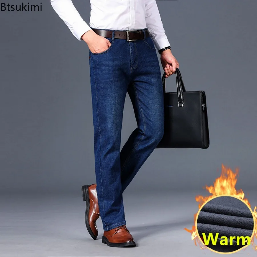 Novo 2025 calças de brim masculinas outono inverno engrossado velo calças retas baggy casual denim calça alta elástica calças de negócios para homem