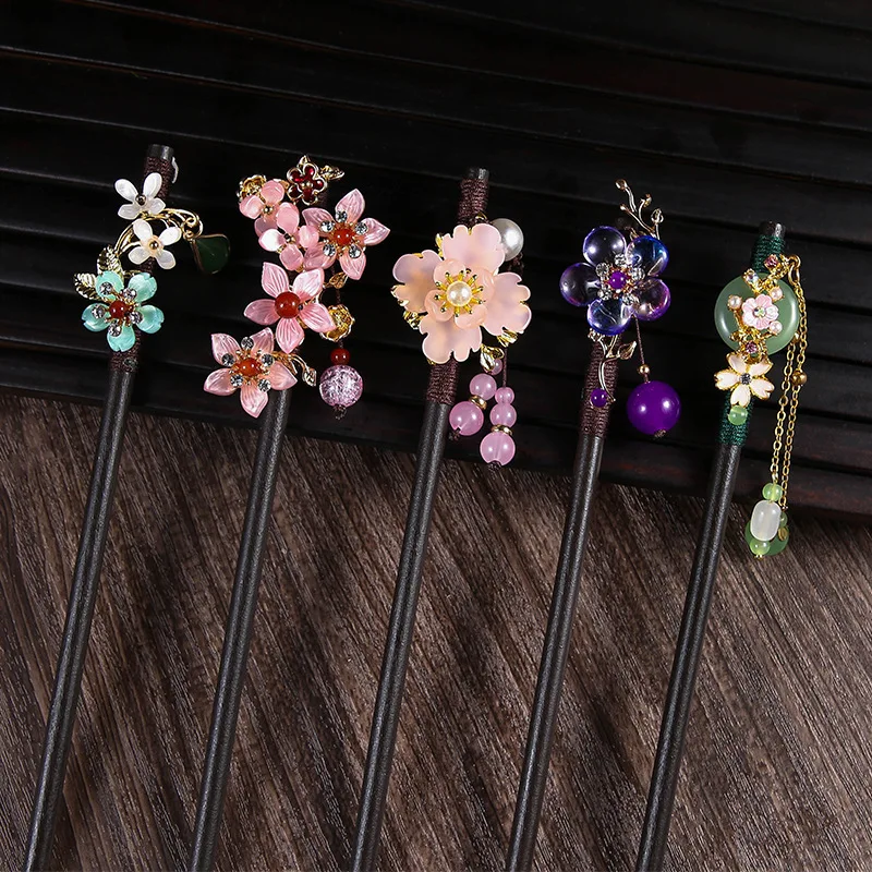 Thumbnail 4 - #7 Latest Trendy Hair Clips Offers