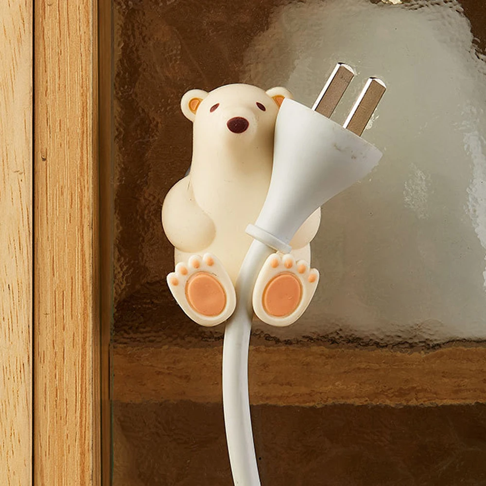 Wall-mounted Toothbrush Holder Creative Polar Bear Shape Suction Cup Not Easy To Fall Off Easy To Clean Home Bathroom Supplies