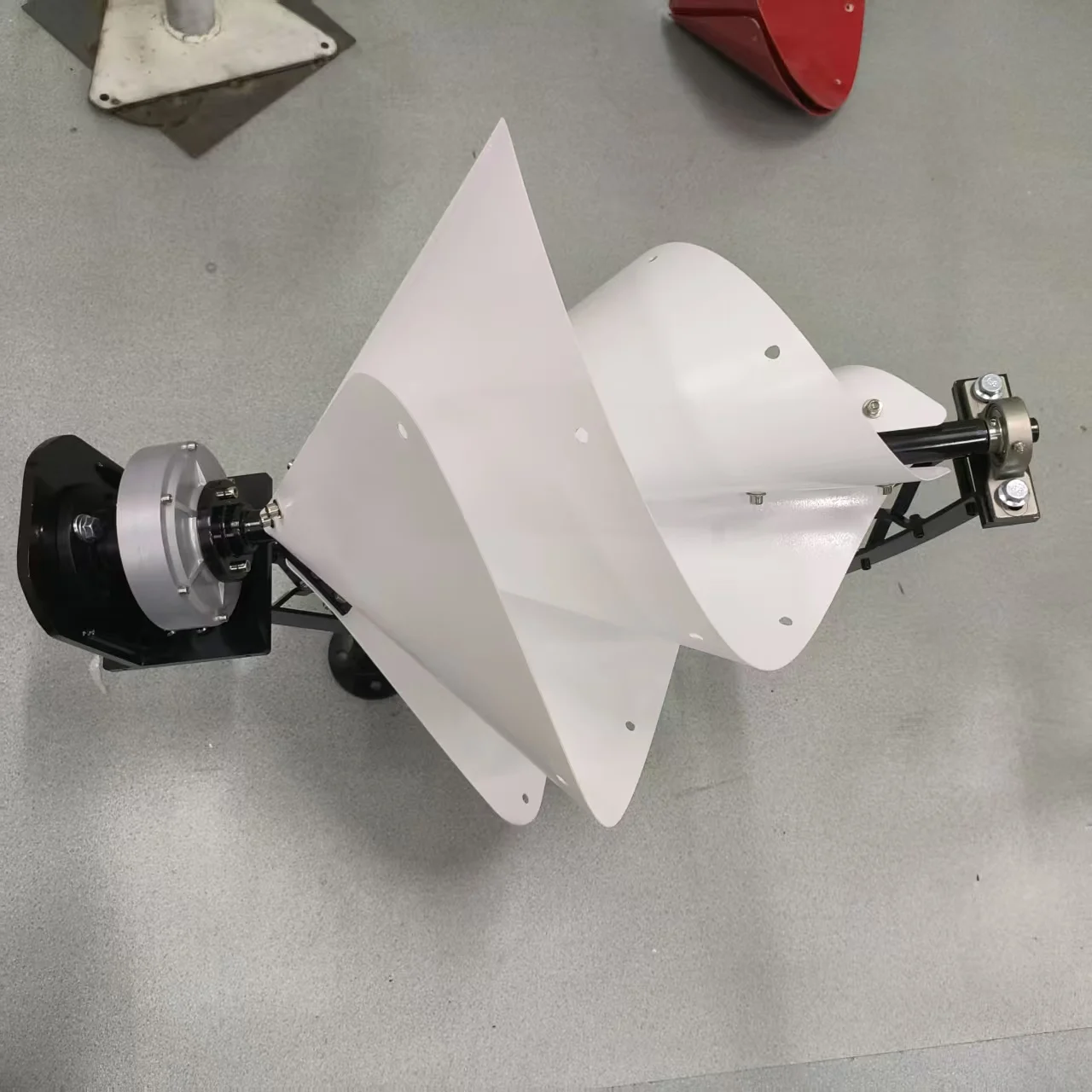 12V 24V 48V 1000W 2000W Permanent Magnet Vertial Axis Wind Turbine OFF grid inverter Big Windmill For operation