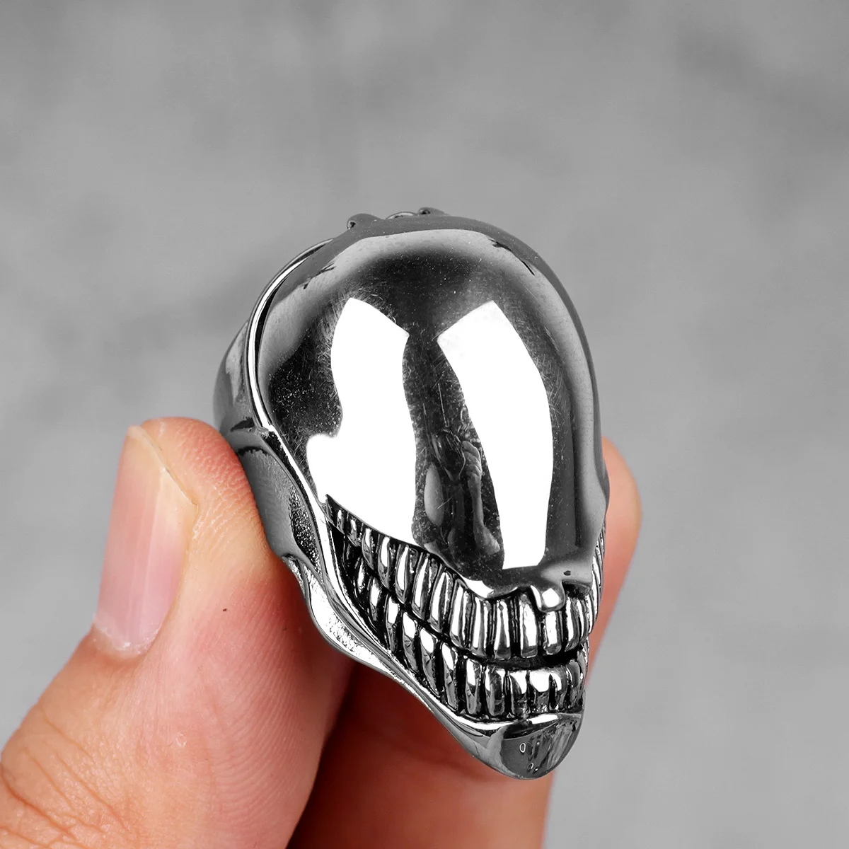 Stainless Steel Men Rings Venom Domineering Cool Punk Rock Hip Hop for Biker Male Boyfriend Jewelry Creativity Gift Wholesale