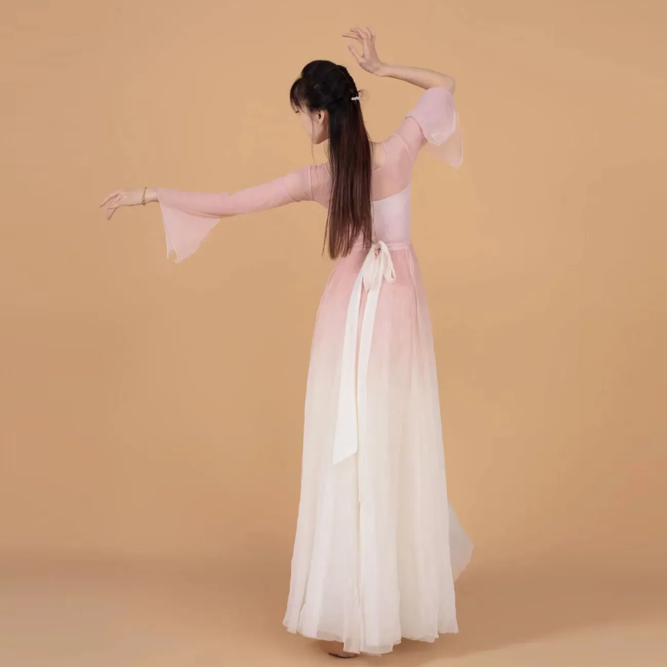 Vrouwelijke volwassen grote swingjurk elegante lange jurk Hanfu Chinese klassieke dansvoorstelling kostuum